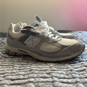 New balance 2002r SIZE 11.5